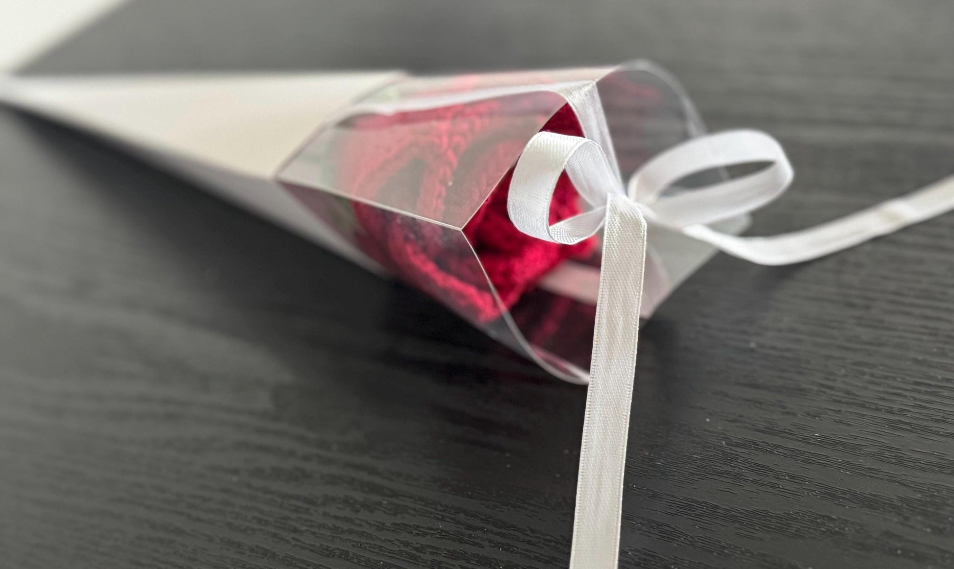Crochet Rose Bouquet | Handmade Forever Roses | Single Rose or Bouquet Gift | Anniversary, Valentine’s Day Gift | Knottyknott